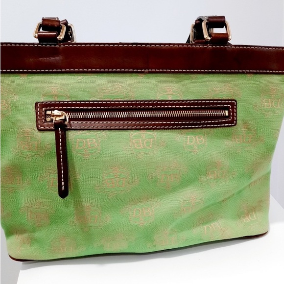 Authentic Dooney & Bourke shoulder bag in green and brown, clean w min flaws - Picture 6 of 7